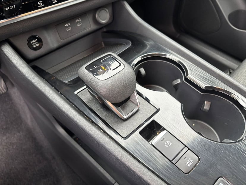 2025 Nissan Rogue - Image 36
