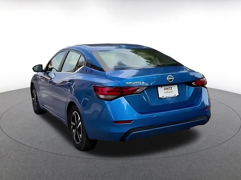 2025 Nissan Sentra - Image 10