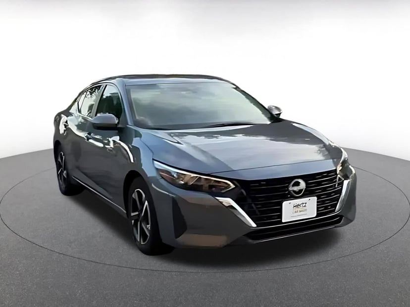 2025 Nissan Sentra - Image 3