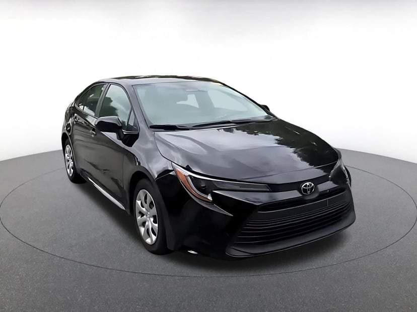 2025 Toyota Corolla - Image 3