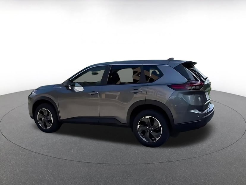2025 Nissan Rogue - Image 8