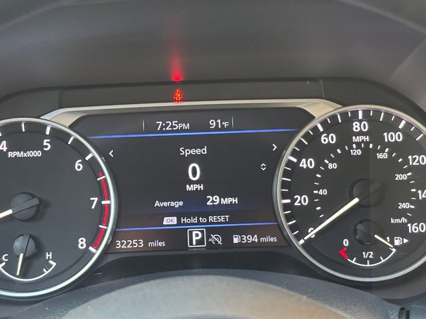 2025 Nissan Sentra - Image 35