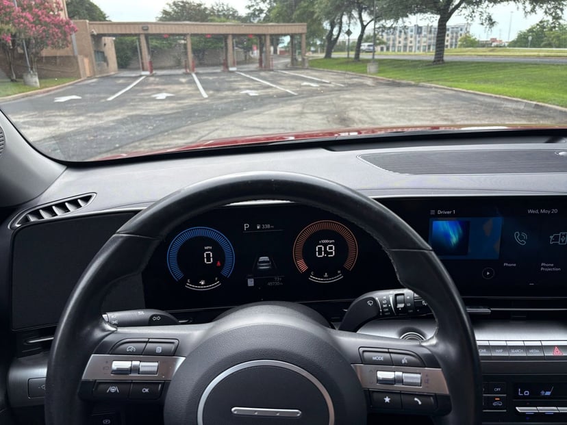 2025 Hyundai Kona - Image 29