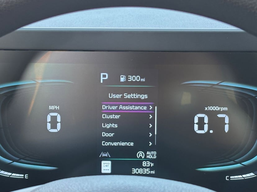 2025 Kia Sportage - Image 35