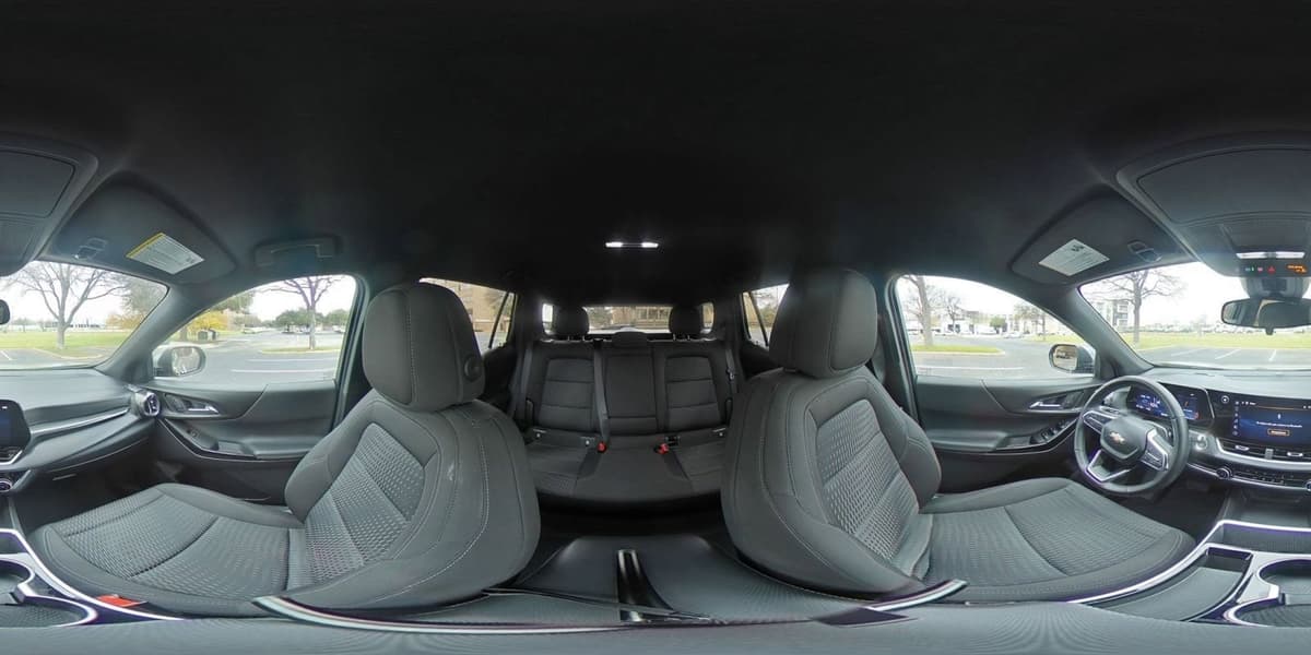 2025 Chevrolet Equinox - Image 36