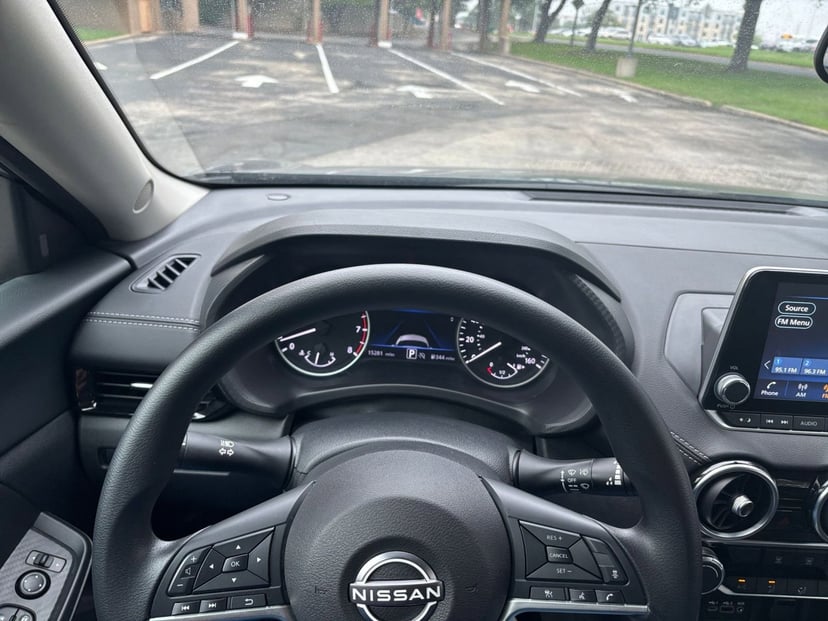 2025 Nissan Sentra - Image 29