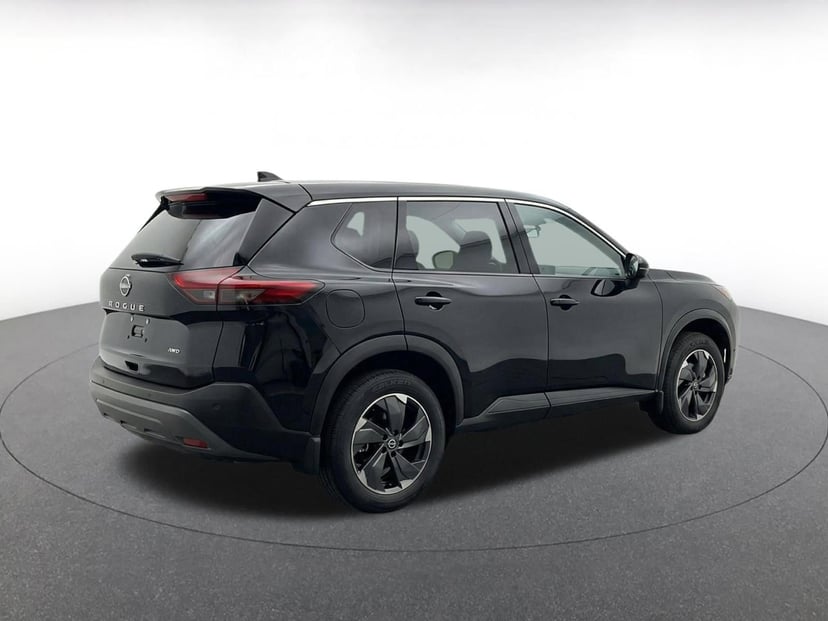 2025 Nissan Rogue - Image 10