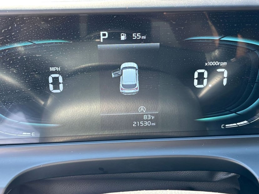 2025 Kia Seltos - Image 35