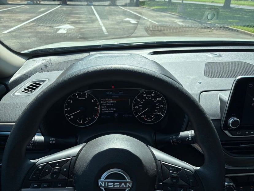 2025 Nissan Altima - Image 29
