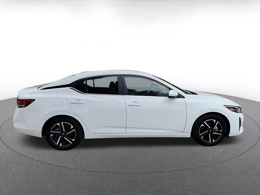 2025 Nissan Sentra - Image 15