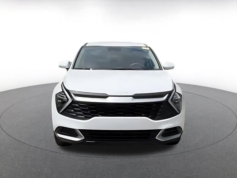 2025 Kia Sportage - Image 6