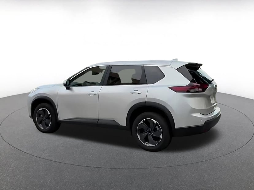 2025 Nissan Rogue - Image 8