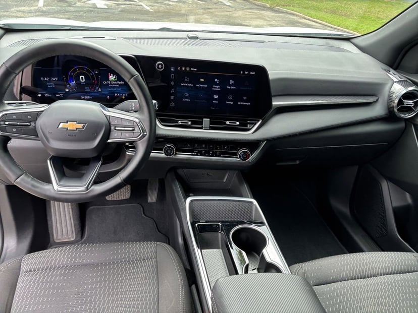 2025 Chevrolet Equinox - Image 28