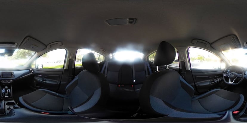 2025 Nissan Versa - Image 28