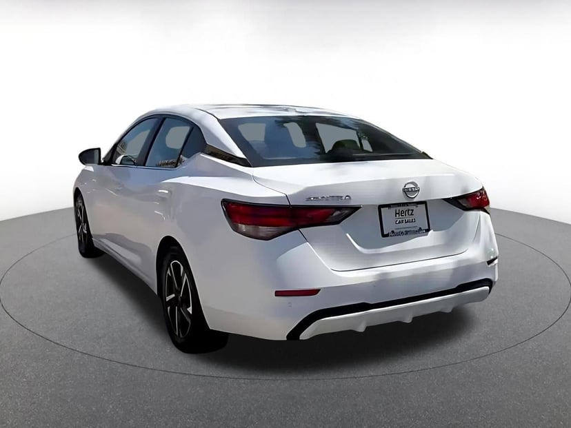 2025 Nissan Sentra - Image 11