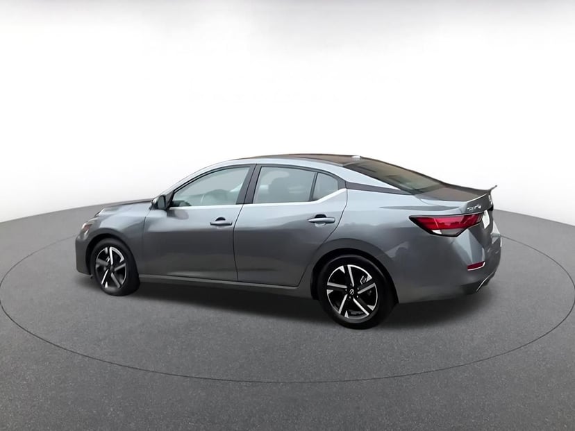 2025 Nissan Sentra - Image 10