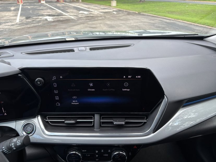 2025 Chevrolet Trax - Image 17