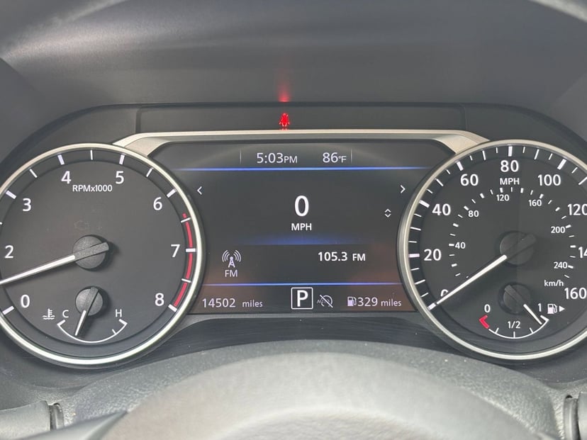 2025 Nissan Sentra - Image 35