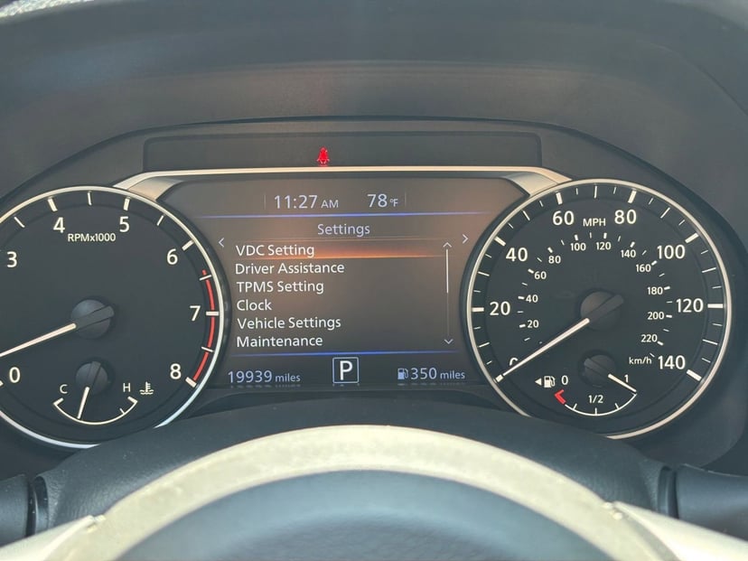 2025 Nissan Altima - Image 35