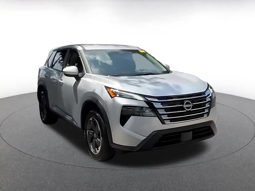 2025 Nissan Rogue - Image 3