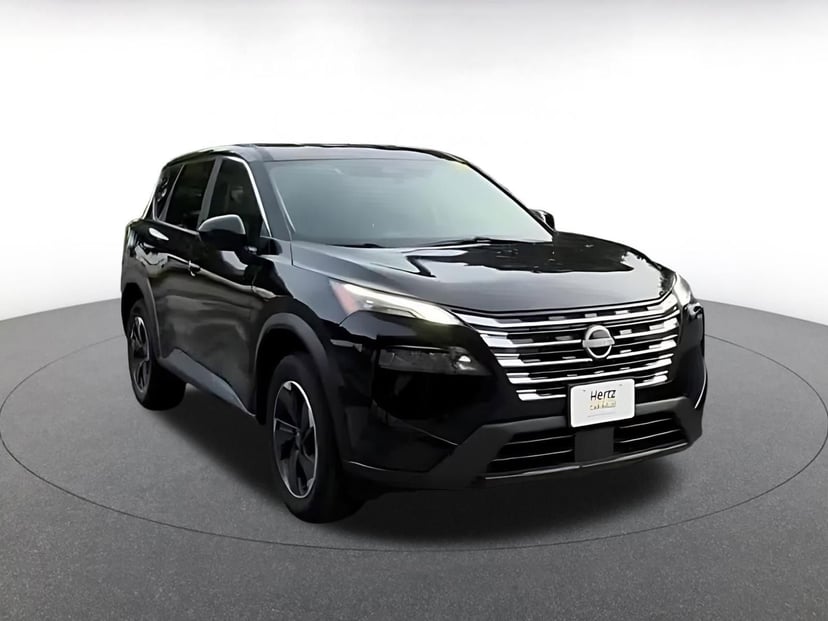 2025 Nissan Rogue - Image 3