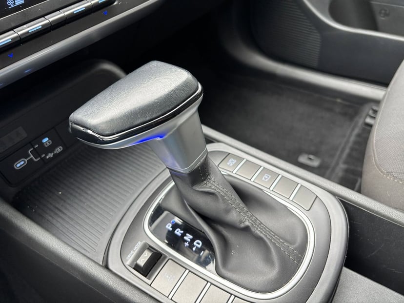 2025 Hyundai Kona - Image 36