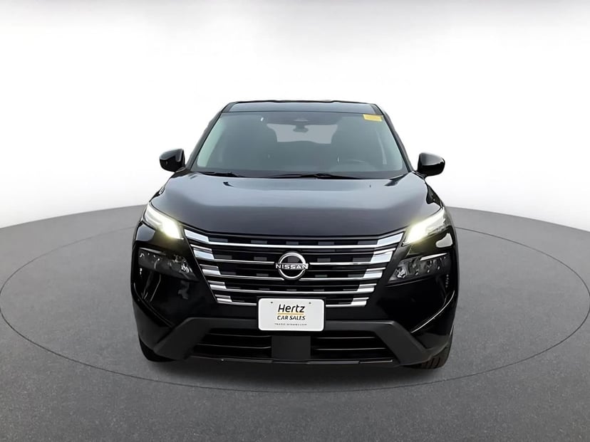 2025 Nissan Rogue - Image 5