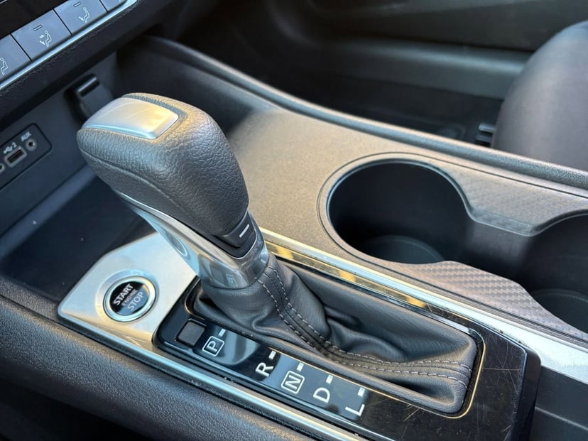 2025 Nissan Altima - Image 25
