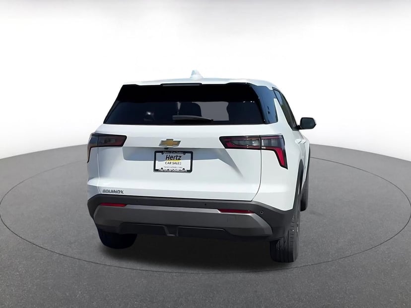 2025 Chevrolet Equinox - Image 10