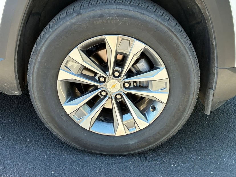 2025 Chevrolet Equinox - Image 25