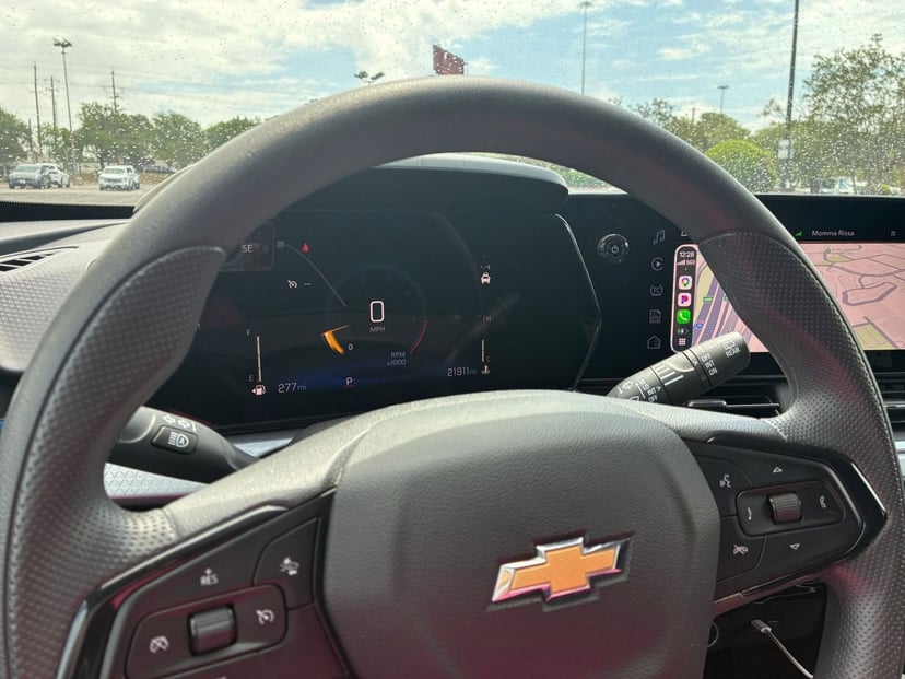 2025 Chevrolet Trax - Image 28