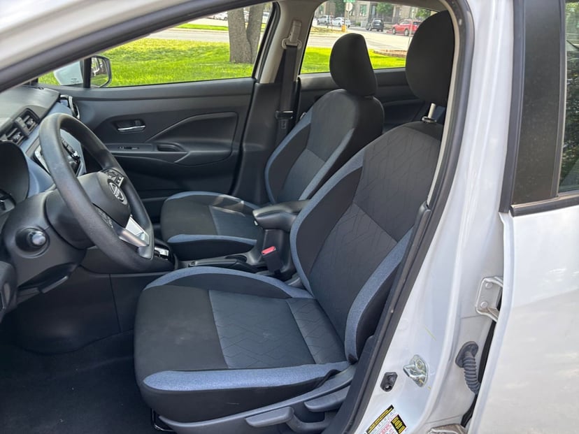 2025 Nissan Versa - Image 22