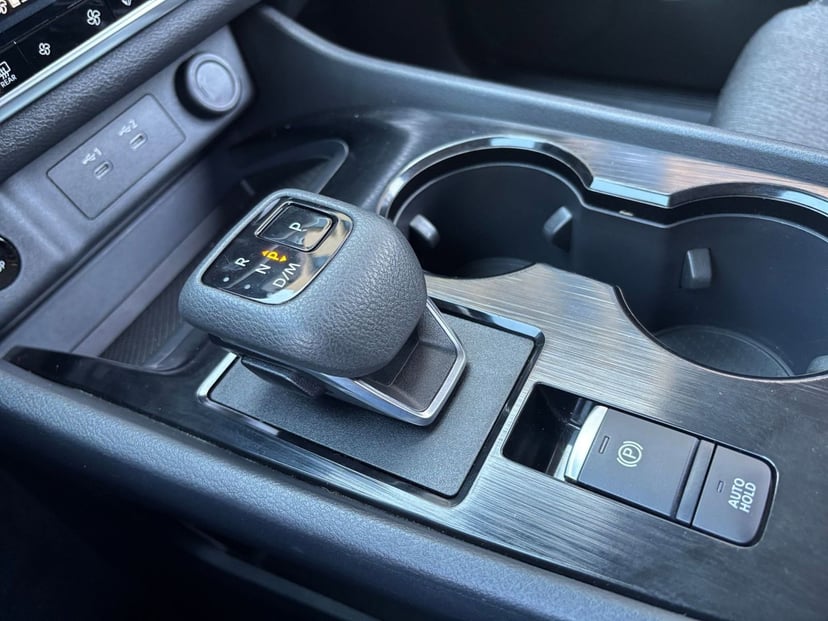 2025 Nissan Rogue - Image 36