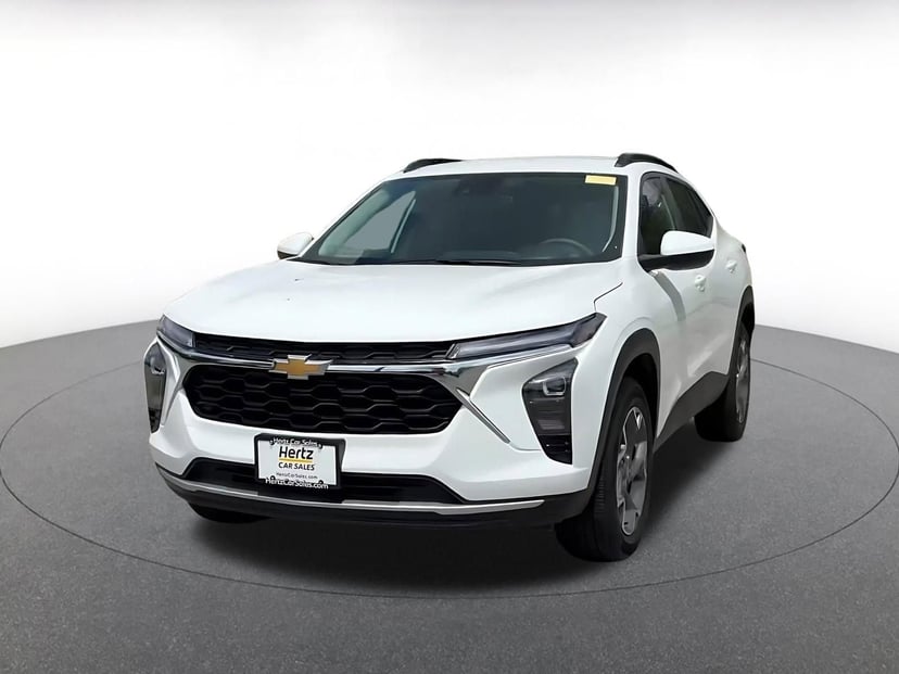 2025 Chevrolet Trax - Image 6