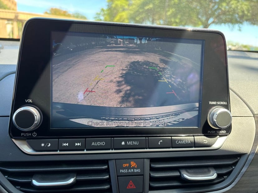 2025 Nissan Altima - Image 20