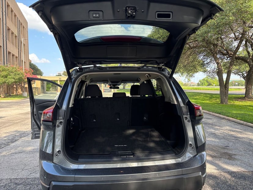2025 Nissan Rogue - Image 21