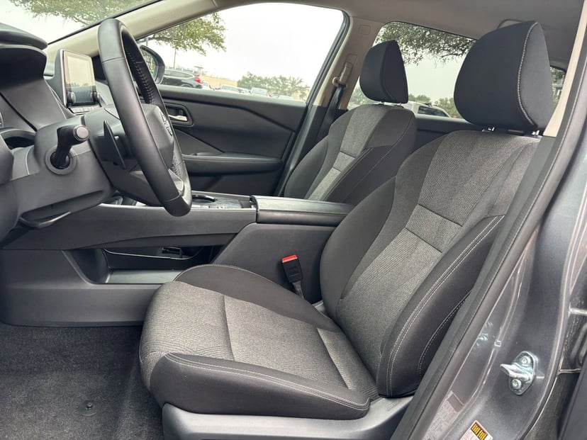 2025 Nissan Rogue - Image 22