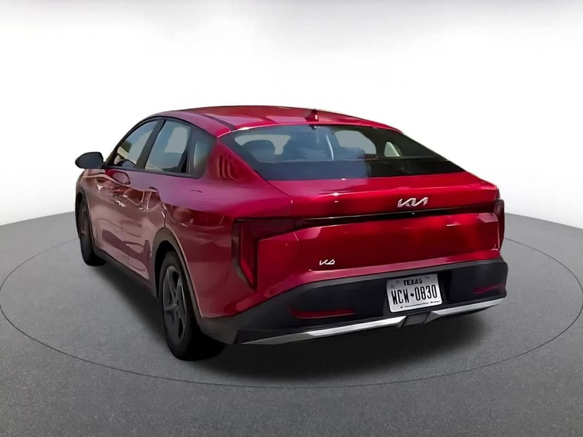 2025 Kia K4 - Image 8