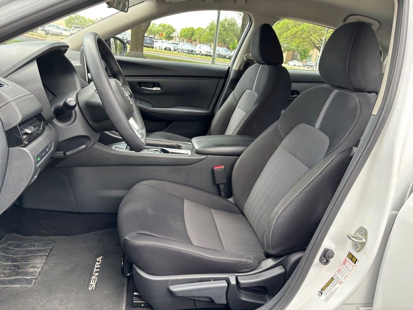 2025 Nissan Sentra - Image 22