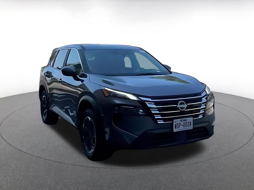 2025 Nissan Rogue - Image 3