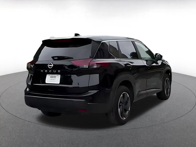 2025 Nissan Rogue - Image 15