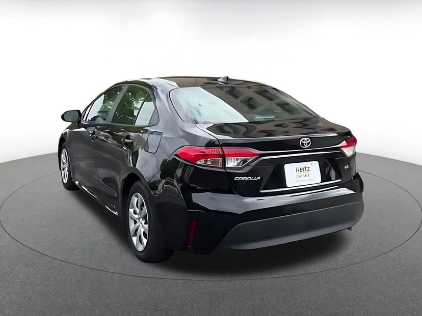 2025 Toyota Corolla - Image 10