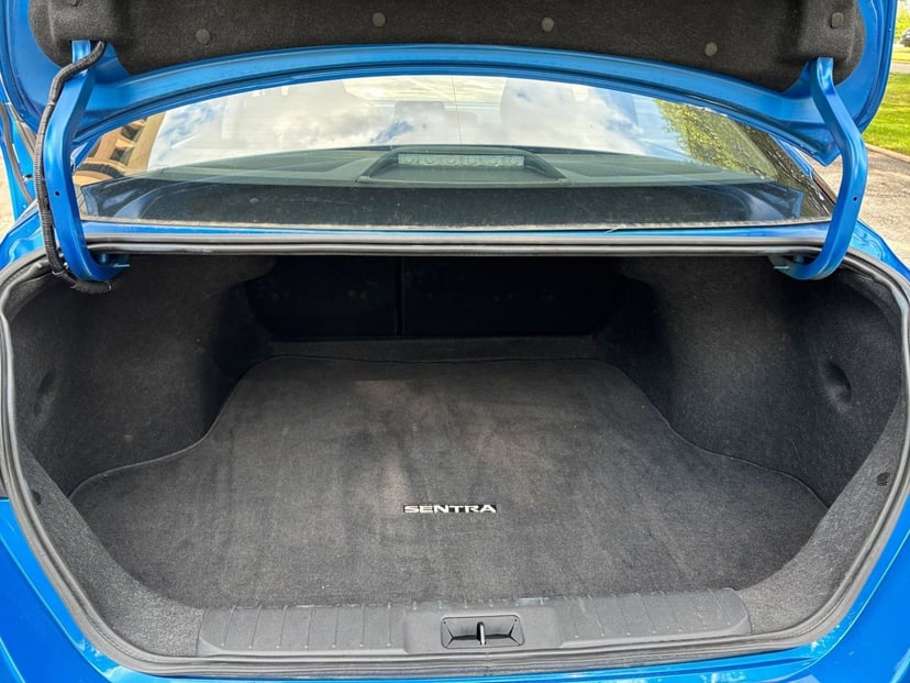 2025 Nissan Sentra - Image 26
