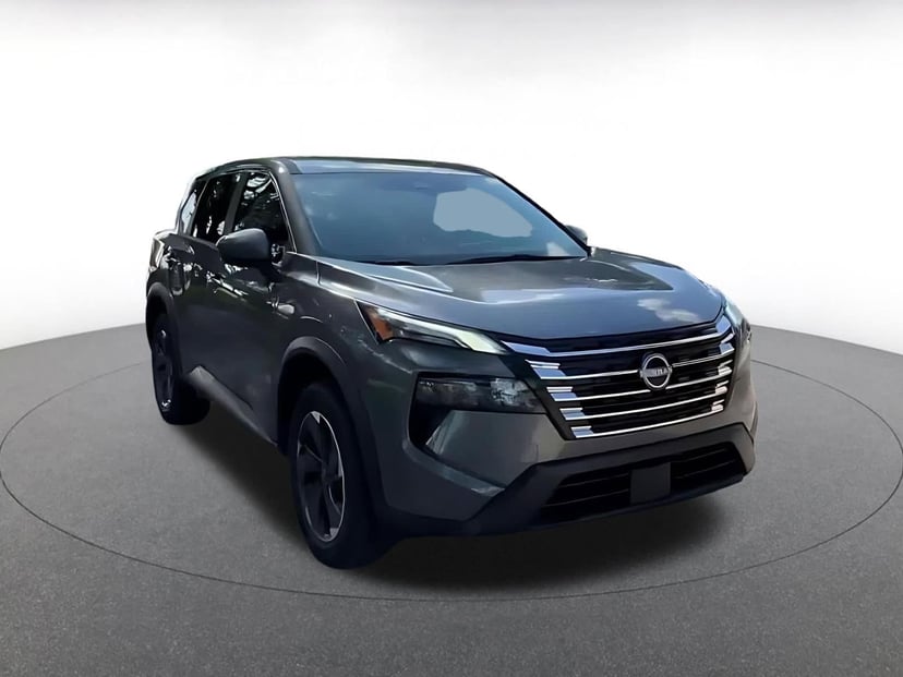 2025 Nissan Rogue - Image 2