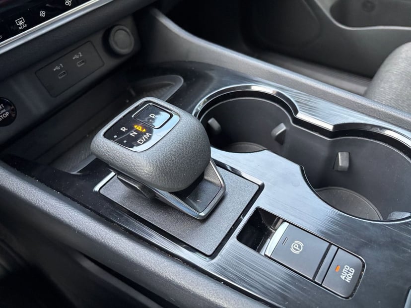 2025 Nissan Rogue - Image 36