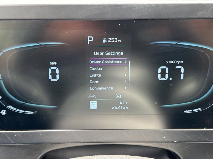 2025 Kia Sportage - Image 35