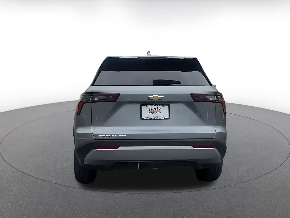 2025 Chevrolet Equinox - Image 11