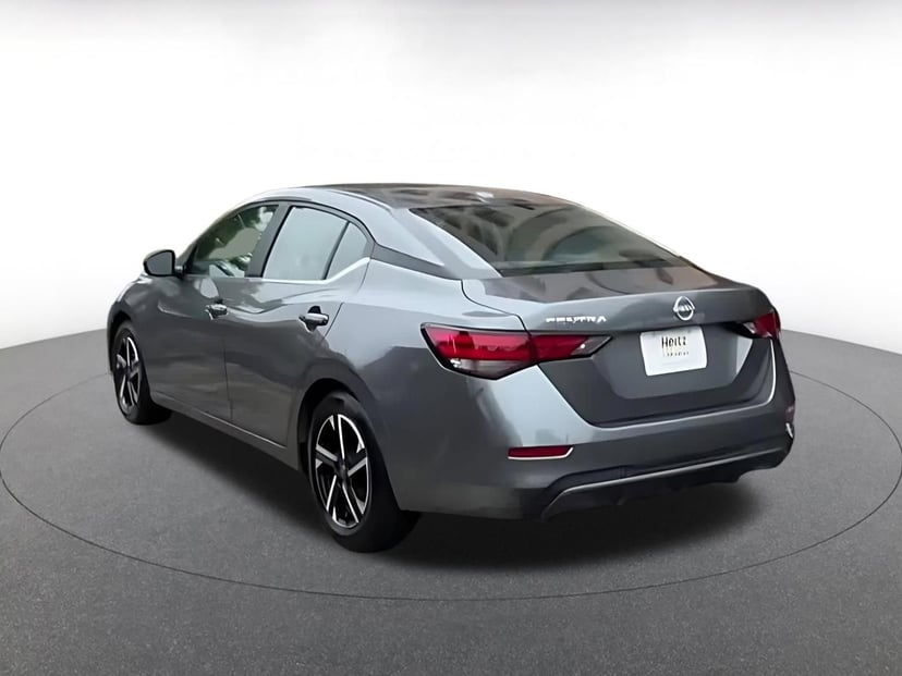 2025 Nissan Sentra - Image 11