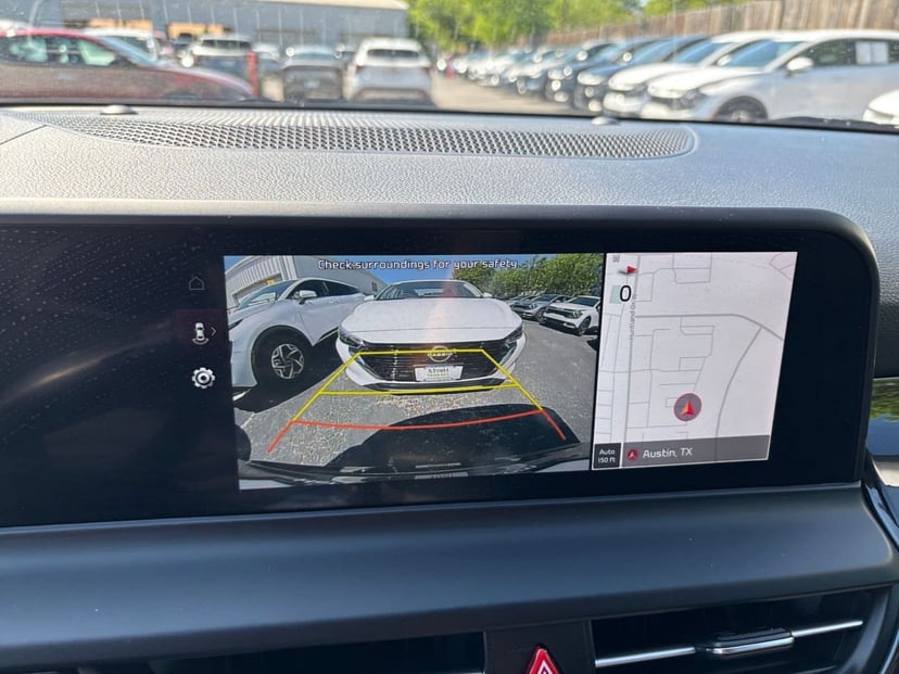 2025 Kia Seltos - Image 20