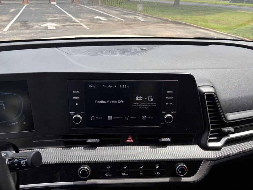 2025 Kia Sportage - Image 17